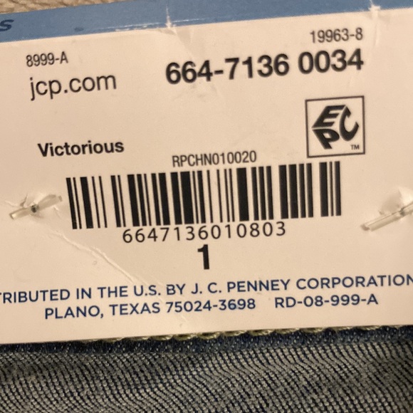 Boot cut Ripped Jeans - Picture 2 of 3